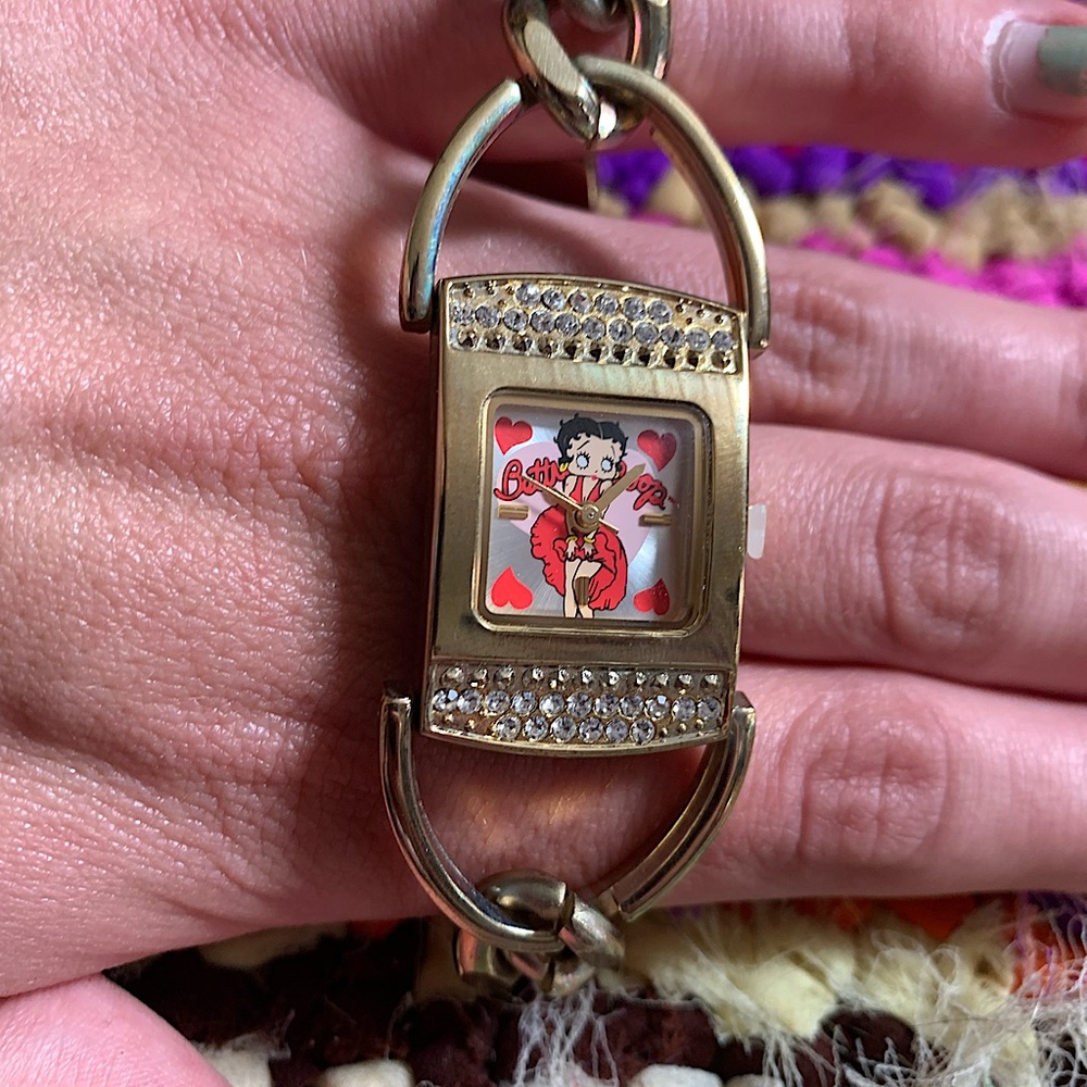 VINTAGE BETTY BOOP GOLD WATCH